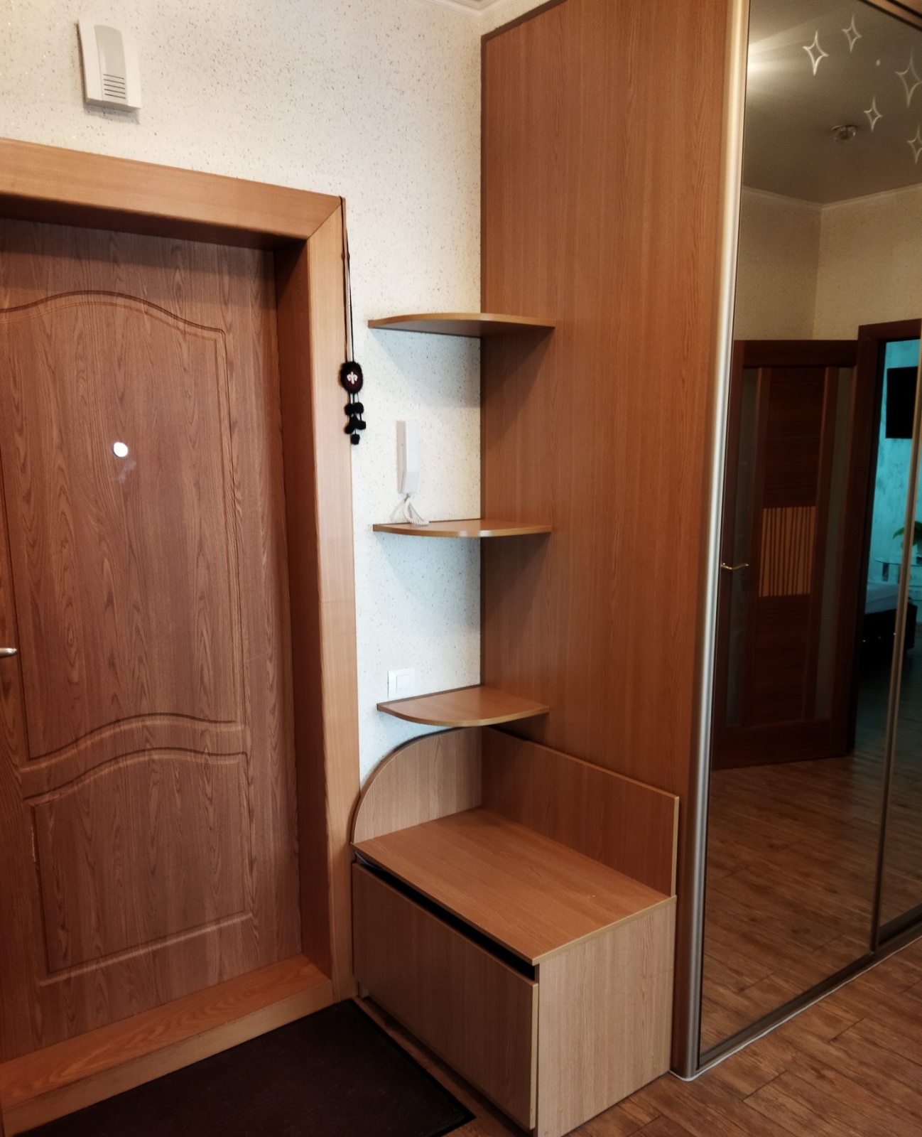 Уютная квартира с новым ремонтом.